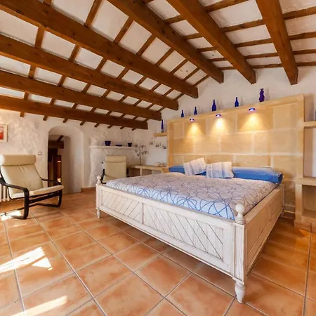 Finca Ses Cuarterades Villa