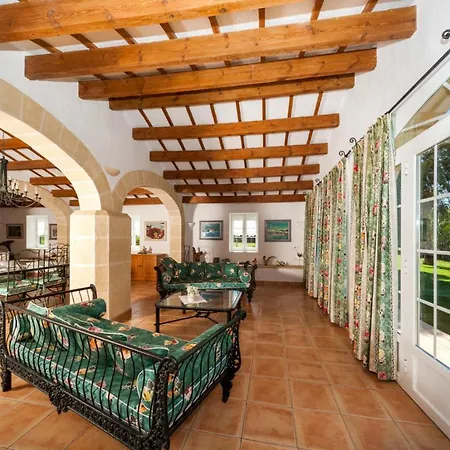 Finca Ses Cuarterades *